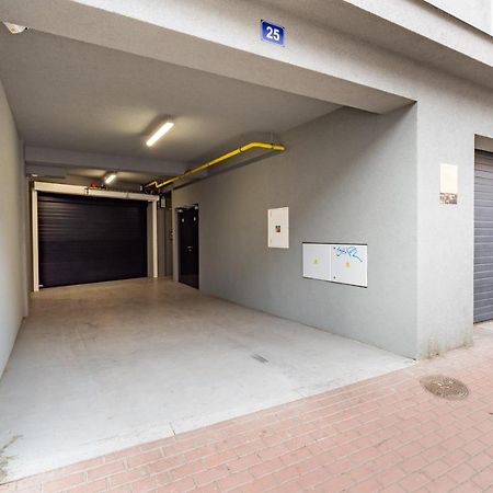 Brand New Studio Apartment #31 In Brand New Building With Free Parking In The Center Prag Eksteriør billede
